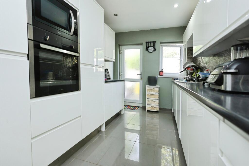 House in Birmingham, Lyndon Green - More