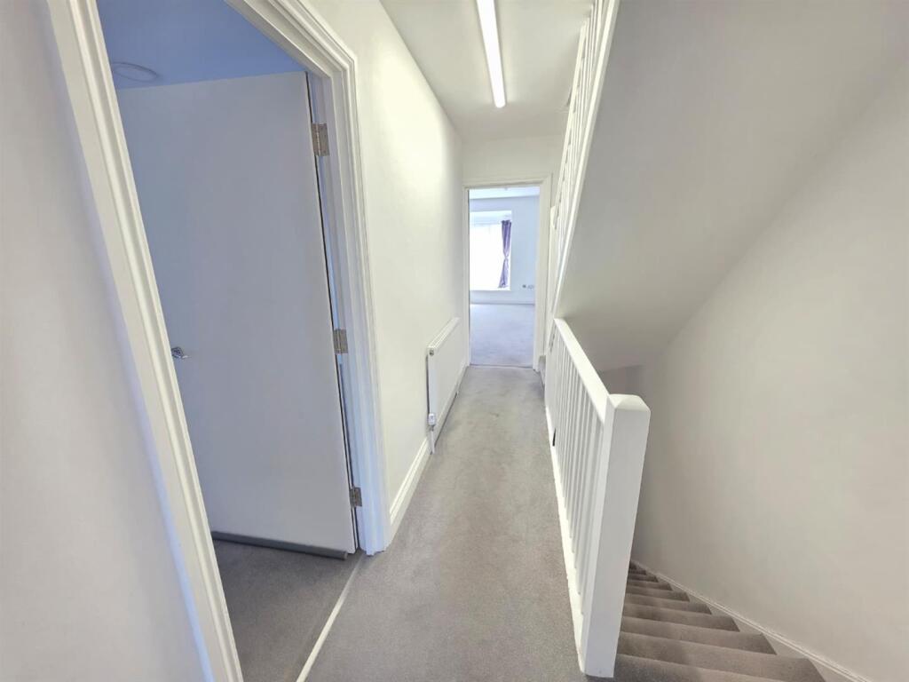 Apartment in Worthing, Salvington - View 5