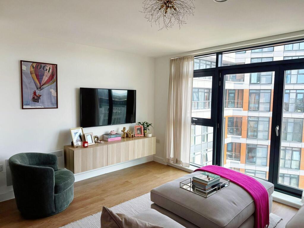 Grapnel Apartments, Furness Quay, Salford