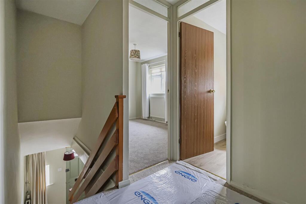 House in Uttlesford, Pleasant Valley, Saffron Walden - More