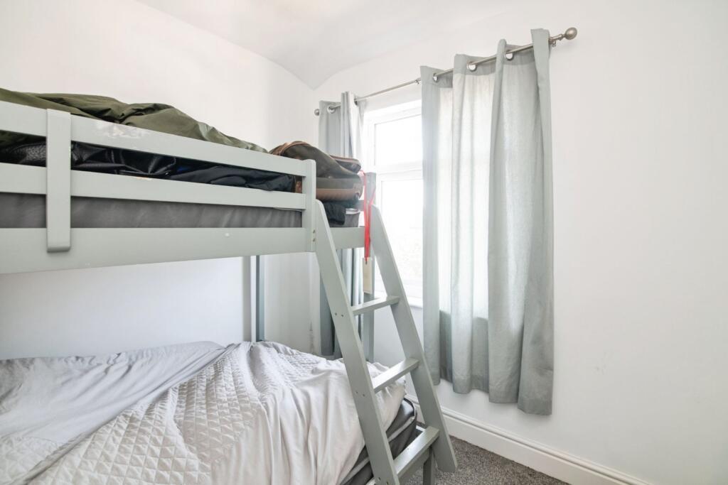 House in Sandwell, West Midlands - More