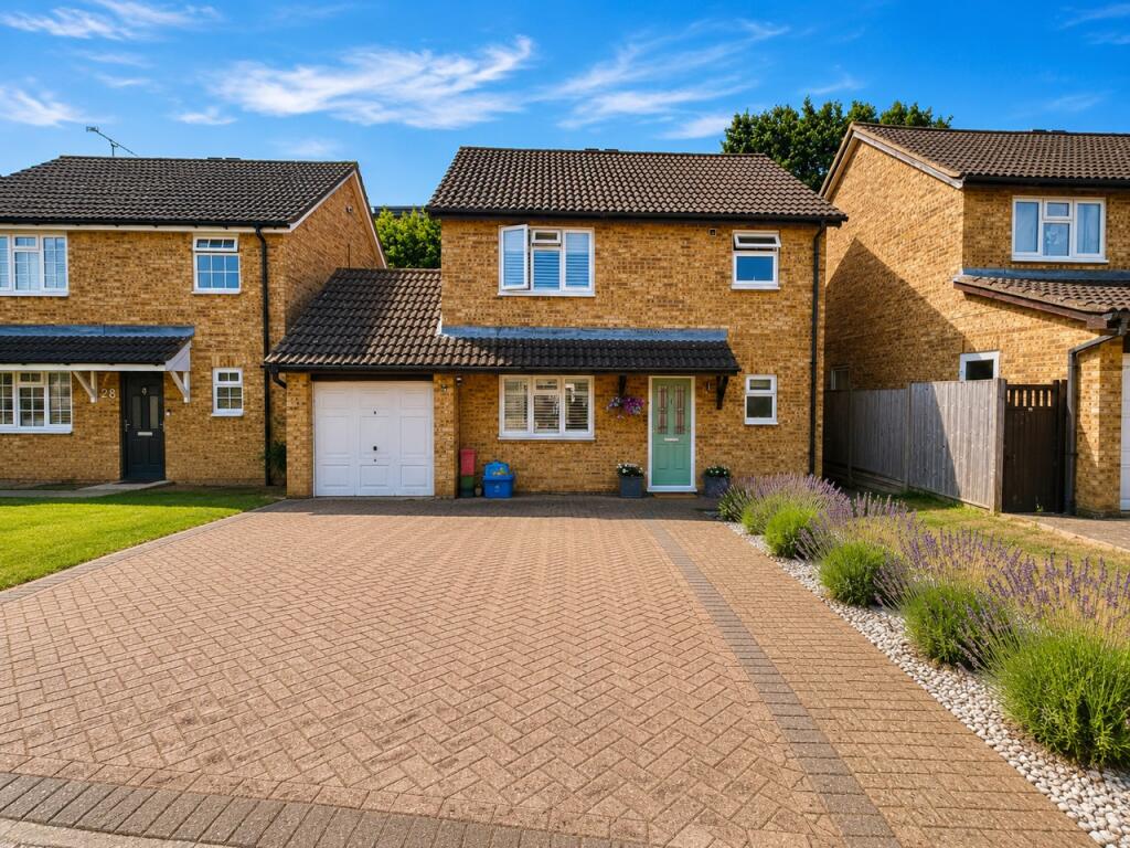 Main image of property: Petworth Close, Bragbury End, Stevenage