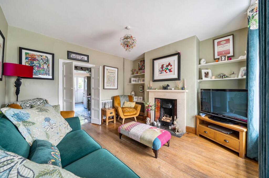 House in Dorchester - More