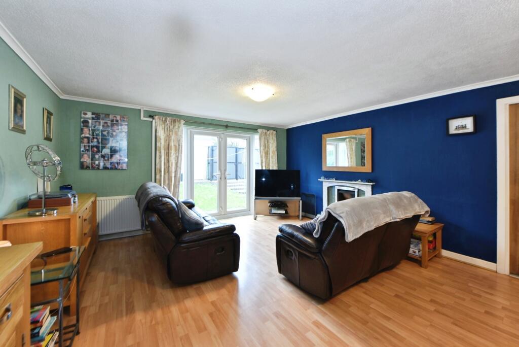 Ardenfield, Haughton Green, Denton, Manchester, Greater Manchester, M34 photo 2
