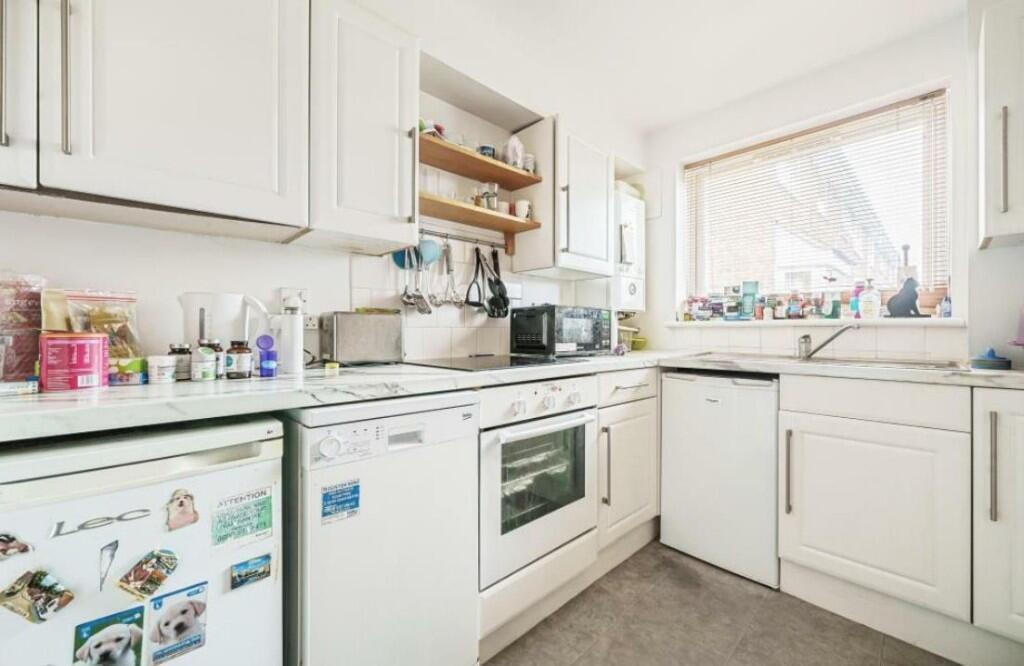 Shurland Avenue, East Barnet, EN4 photo 3