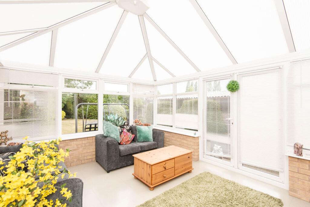 House in Chesterfield, Boythorpe - View 2