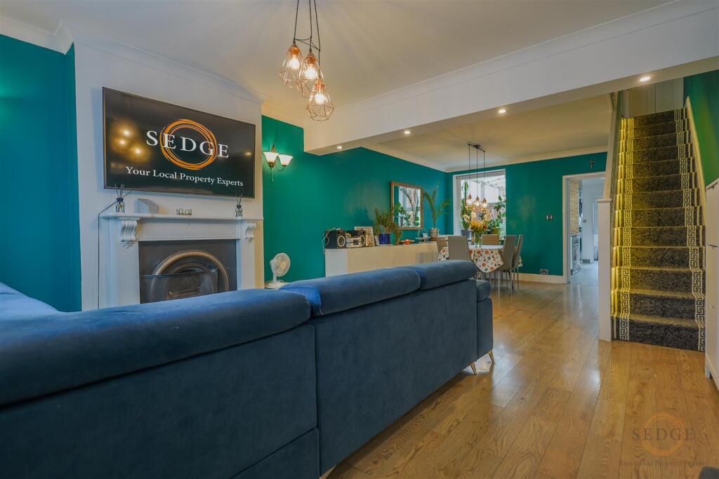 House in Boston - View 2
