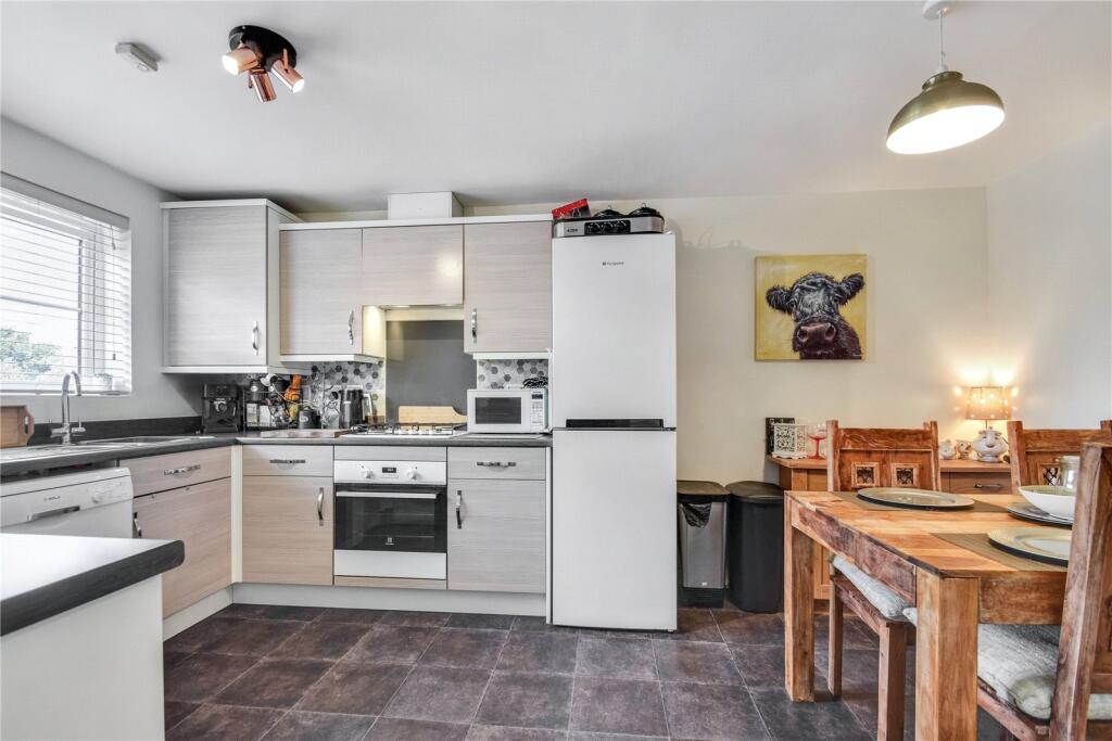 Wildlife Way, Droitwich Spa, Worcestershire, WR9 photo 3