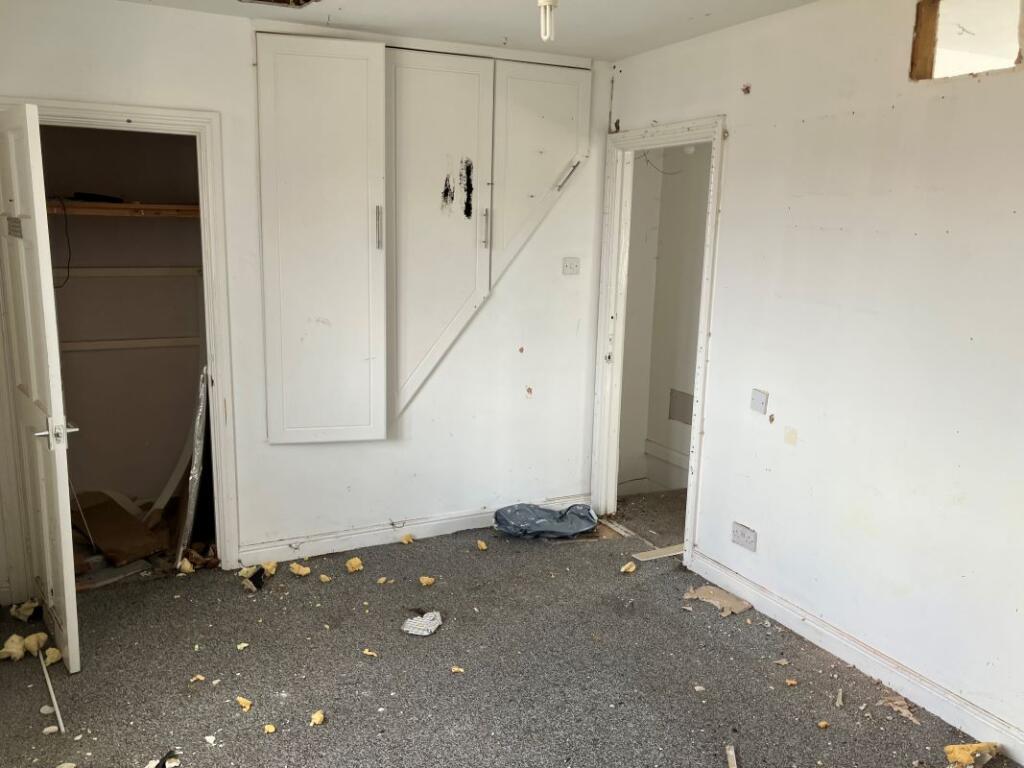 House in Hull, Kingston upon Hull - More