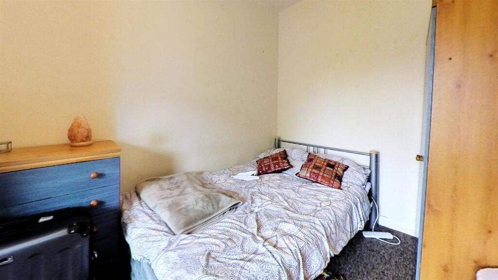 House in Birmingham - More