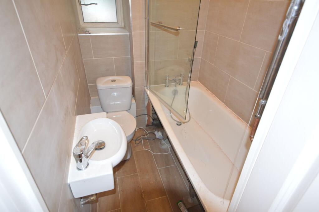 3 bedroom flat for rent