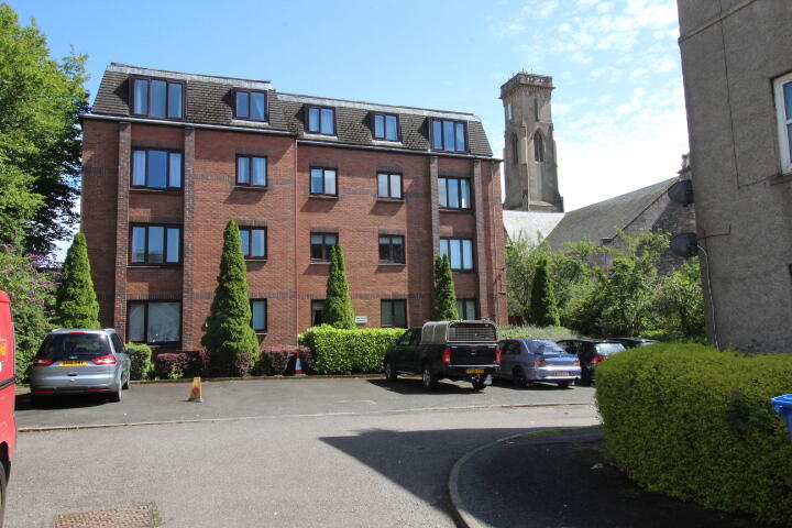 Main image of property: Flat 8, St Columba Mews, 87 Sinclair Street, Helensburgh, G84 8TR