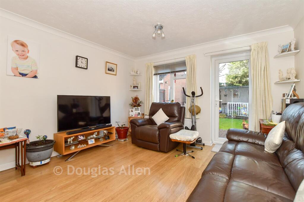 2-bed semi-detached on Rose Close, Wickford, Essex, £325,000