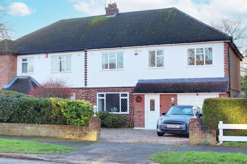 Main image of property: Peplins Way, Brookmans Park