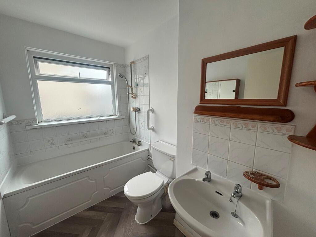 Apartment in Portsmouth - View 3