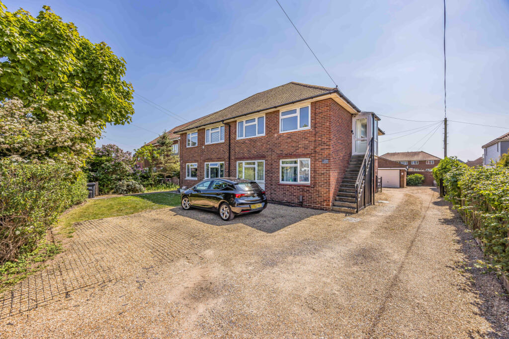 2-bed flat on South Hayling, £224,995