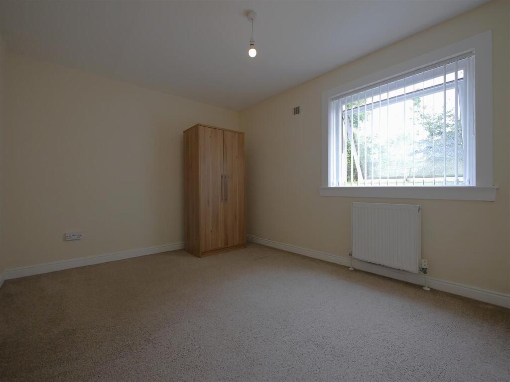 Apartment in Glasgow - View 5