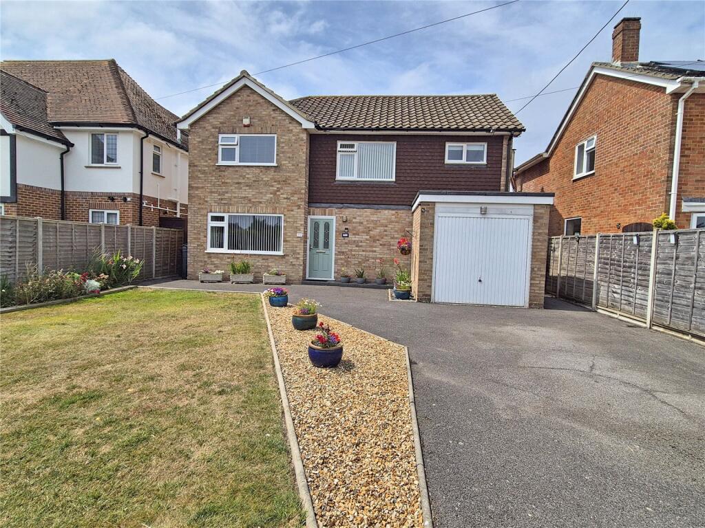 Main image of property: High Ridge Crescent, New Milton, Hampshire, BH25