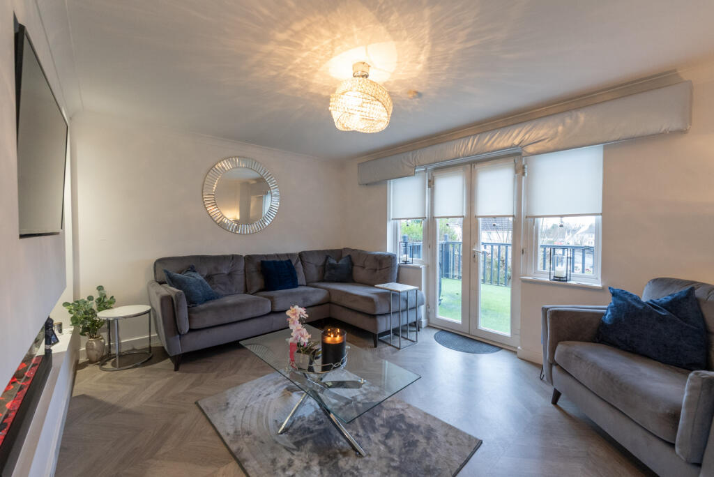 Springbank Crescent, Motherwell, ML1 photo 2