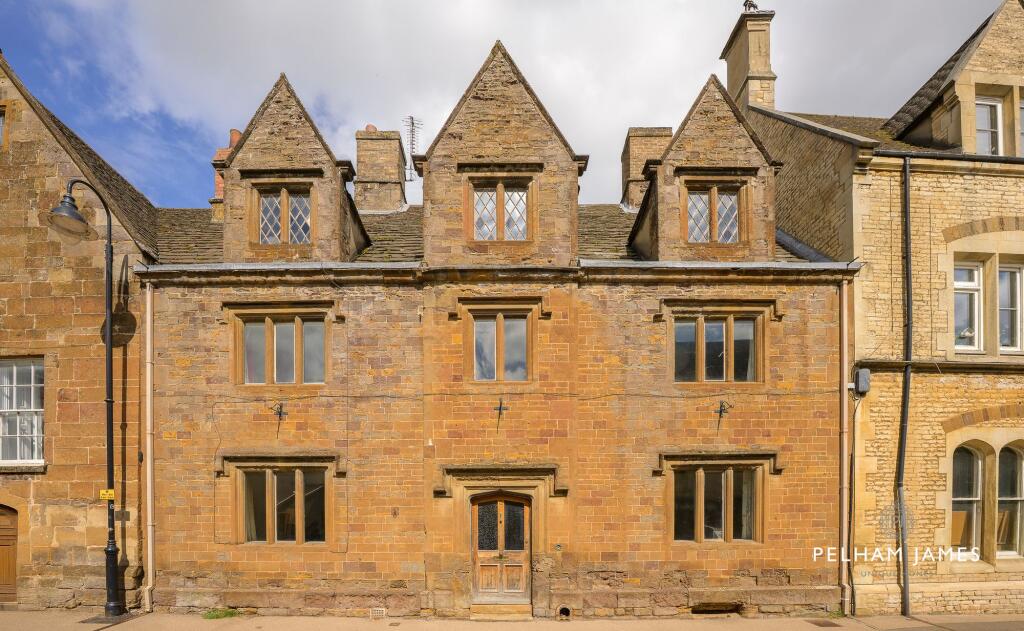 Main image of property: High Street West, Uppingham, LE15