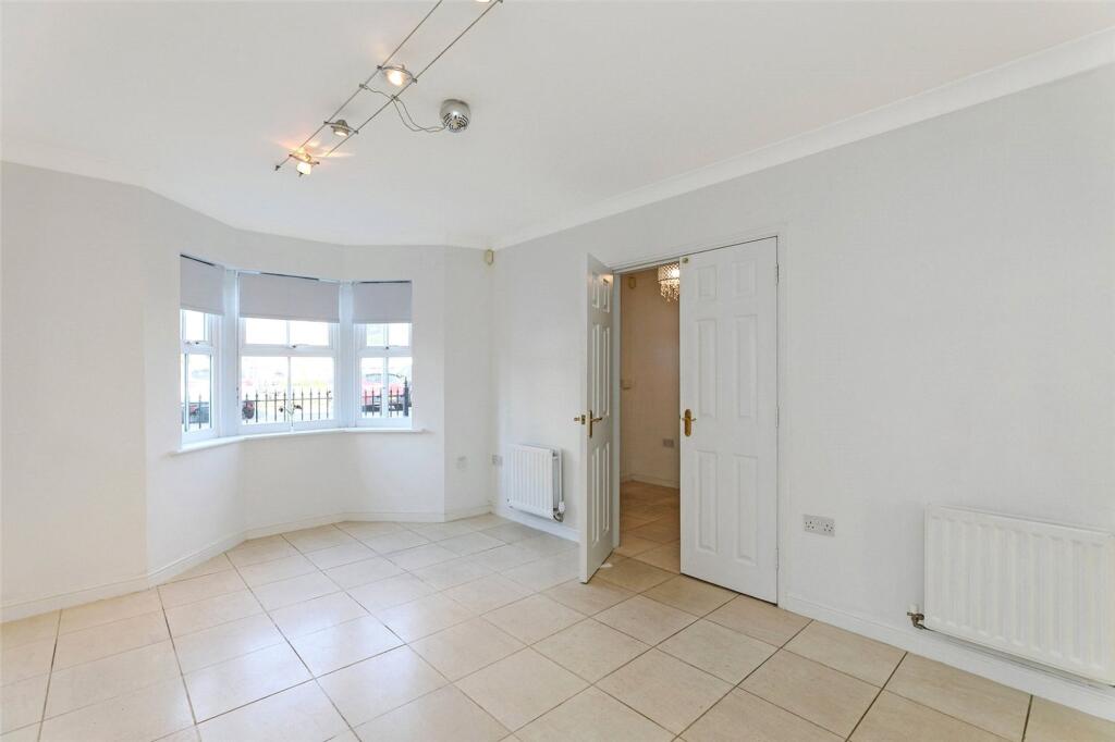 Tuke Grove, Wakefield, WF1 photo 4