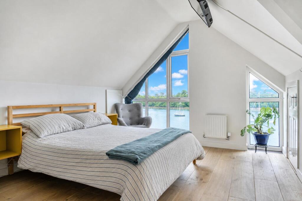 Main image of property: Earl Godwin Close, Fareham