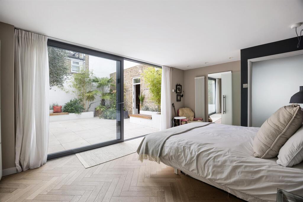 House in London, Forest Gate - View 4