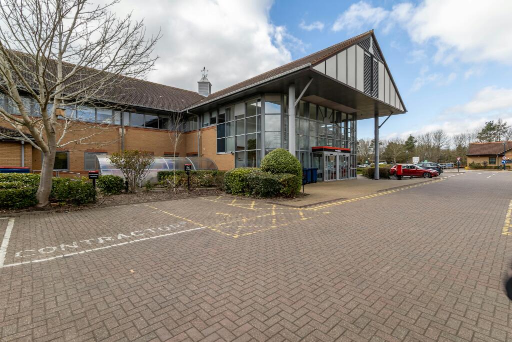 Fountain Court 009.jpg