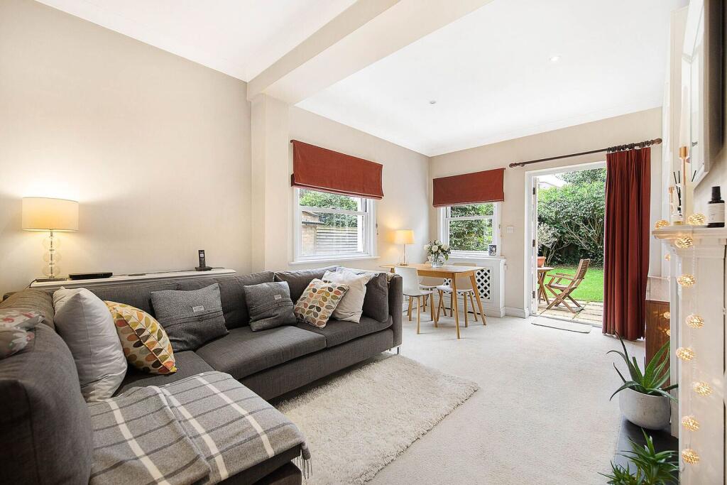 Apartment in London - View 2
