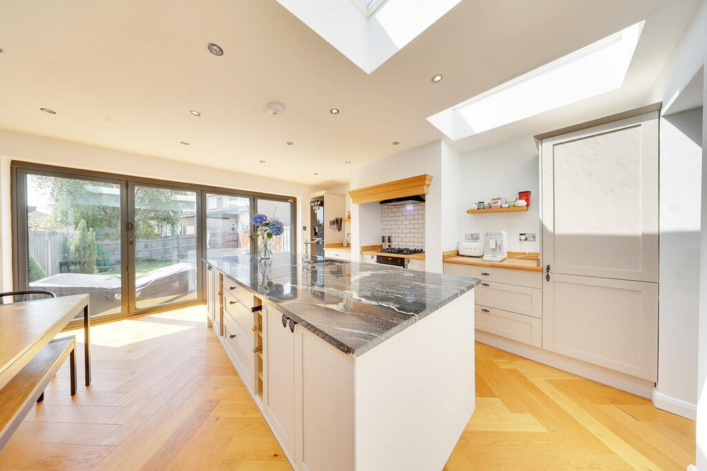 House in London, Tubbenden, Green Street Green - View 2