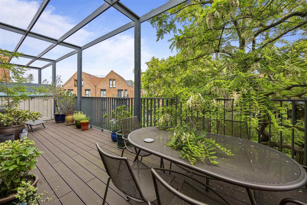 Main image of property: Finchley Road, London