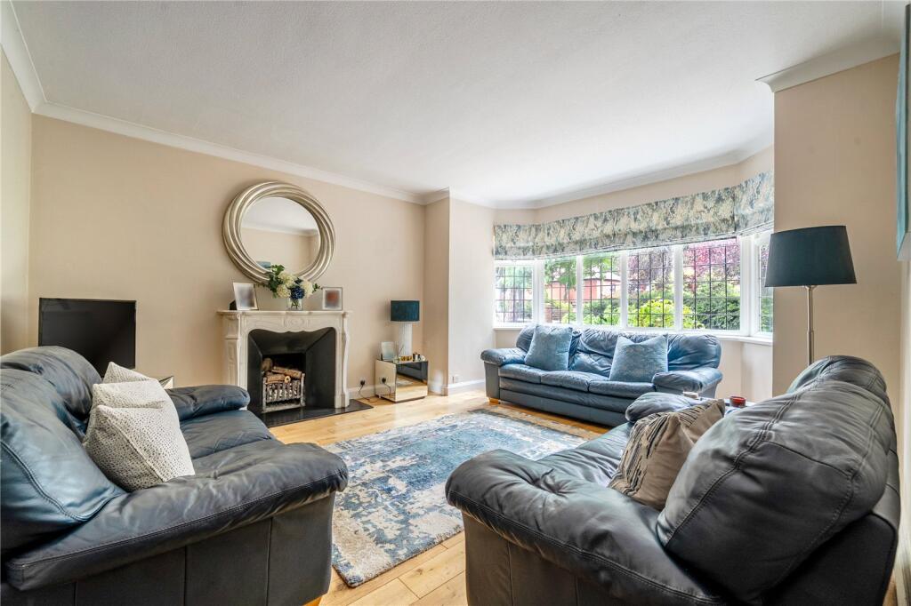 House in Kingston upon Thames - View 4