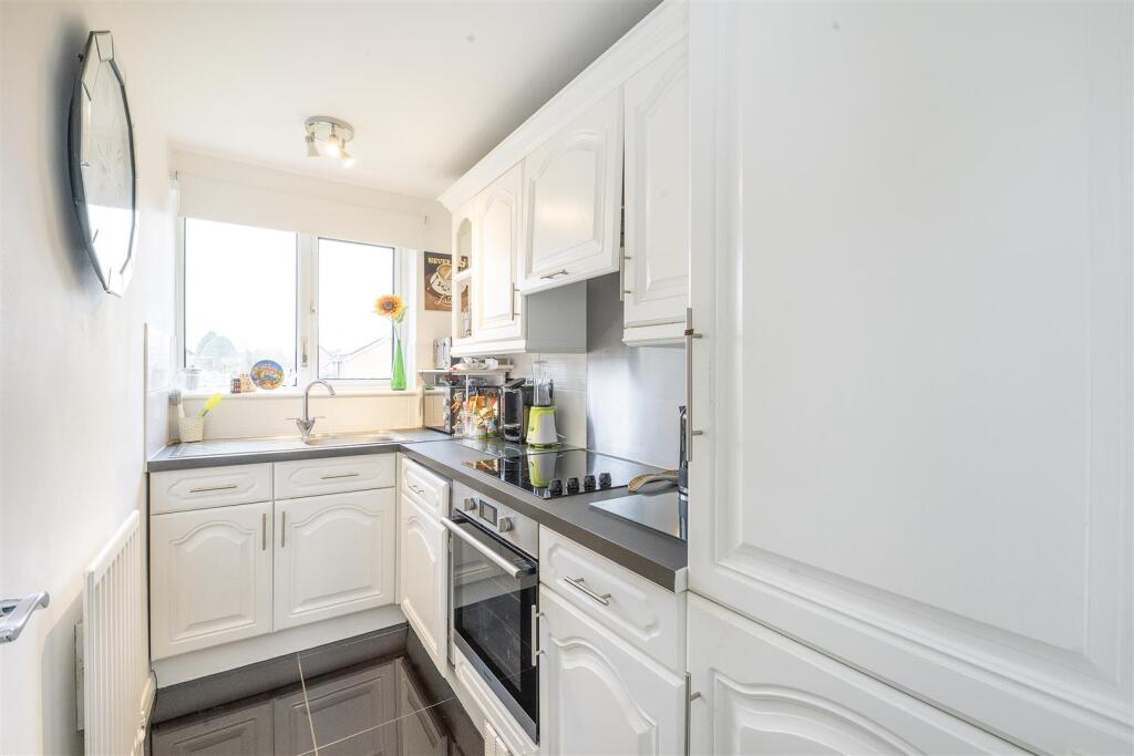 Additional image 5 of North Orbital Road, St. Albans