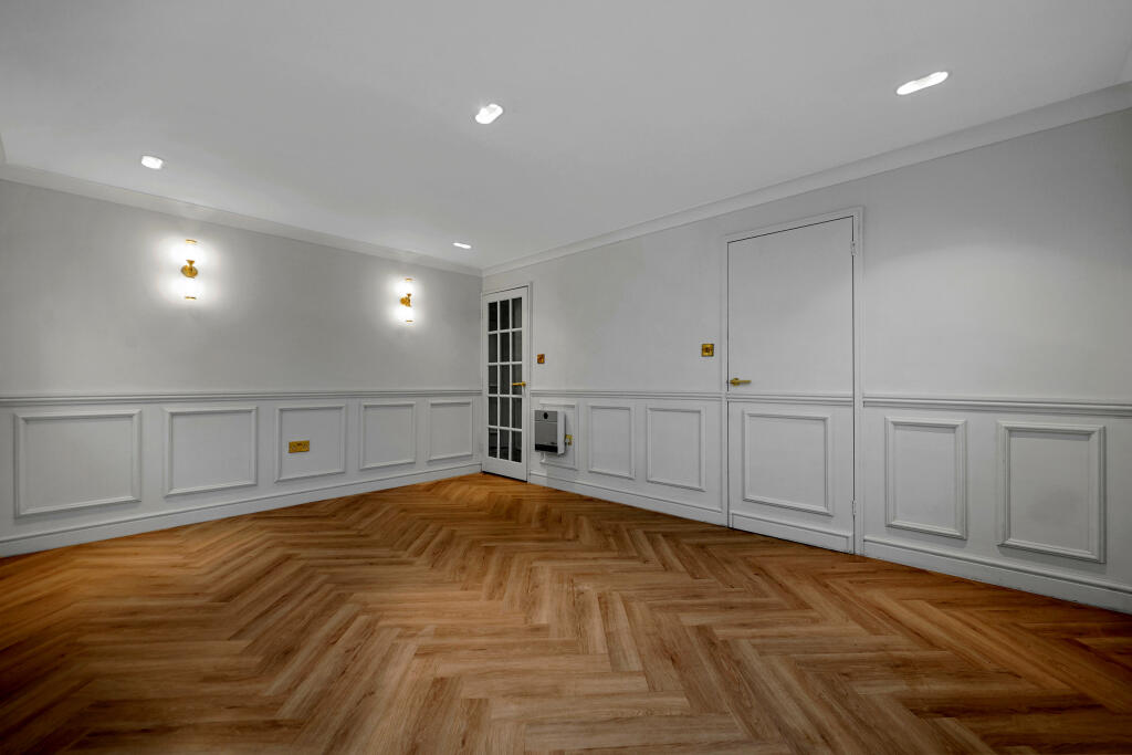 Main image of property: Gandhi Close, E17