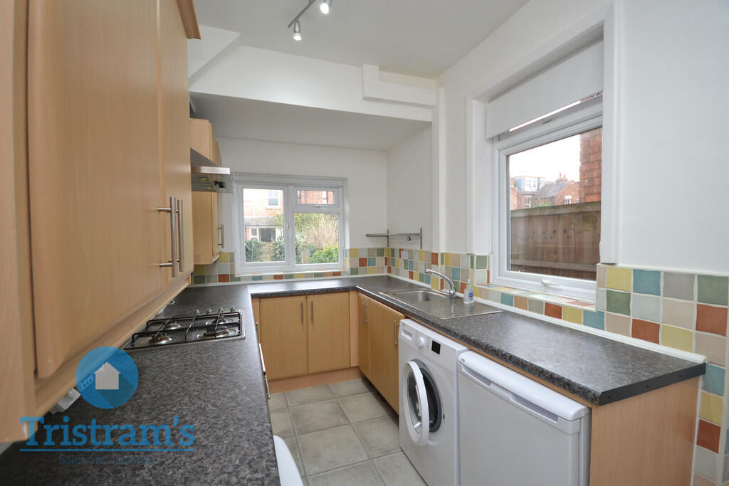 House in Nottingham - View 5