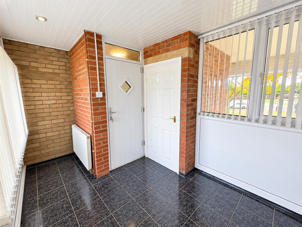 Apartment in Northampton, North Northamptonshire - More