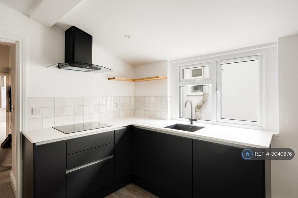 Main image of property: Etloe Road, Bristol, BS6