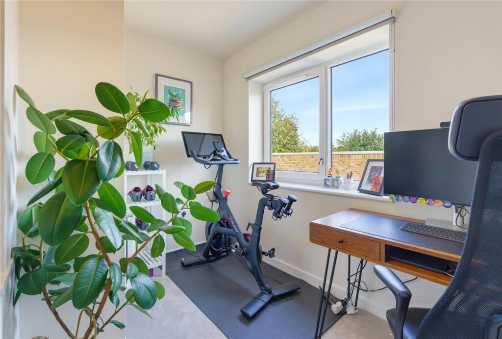 Apartment in London - View 5