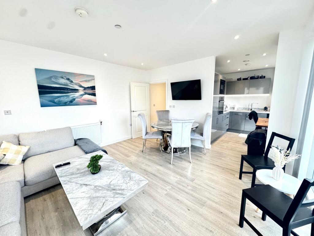 Main image of property: Thomas Road, Docklands E14