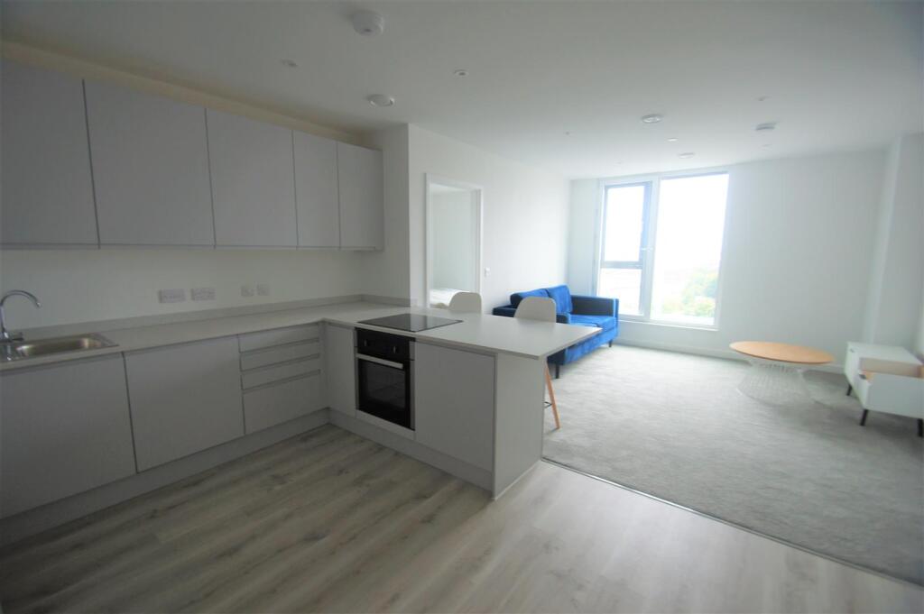 Apartment in Trafford, Greater Manchester - View 2
