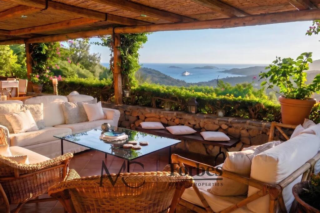 Main image of property: Sardinia, Olbia-tempio, Arzachena