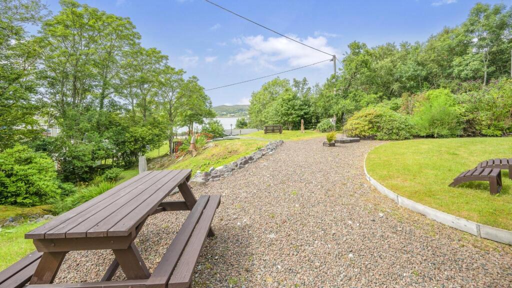 2 Canisp Road, Lochinver, Lairg, Highland, IV27 photo 2