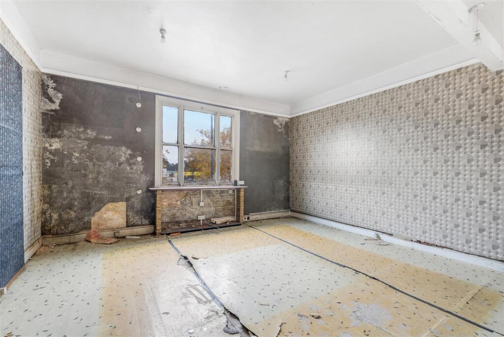 Main image of property: Wide Bargate, Boston