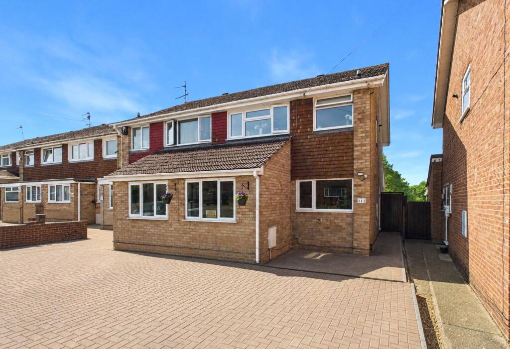 Main image of property: Queensway, Burton Latimer, Kettering, Northamptonshire, NN15