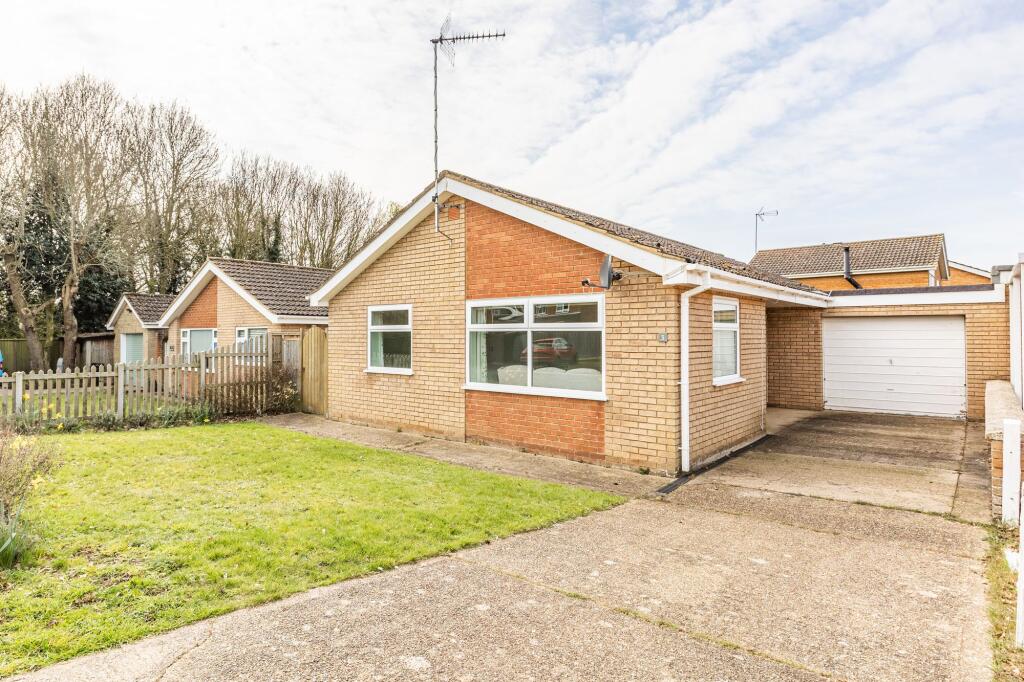 Main image of property: Spacious Three Bedroom in South Wootton