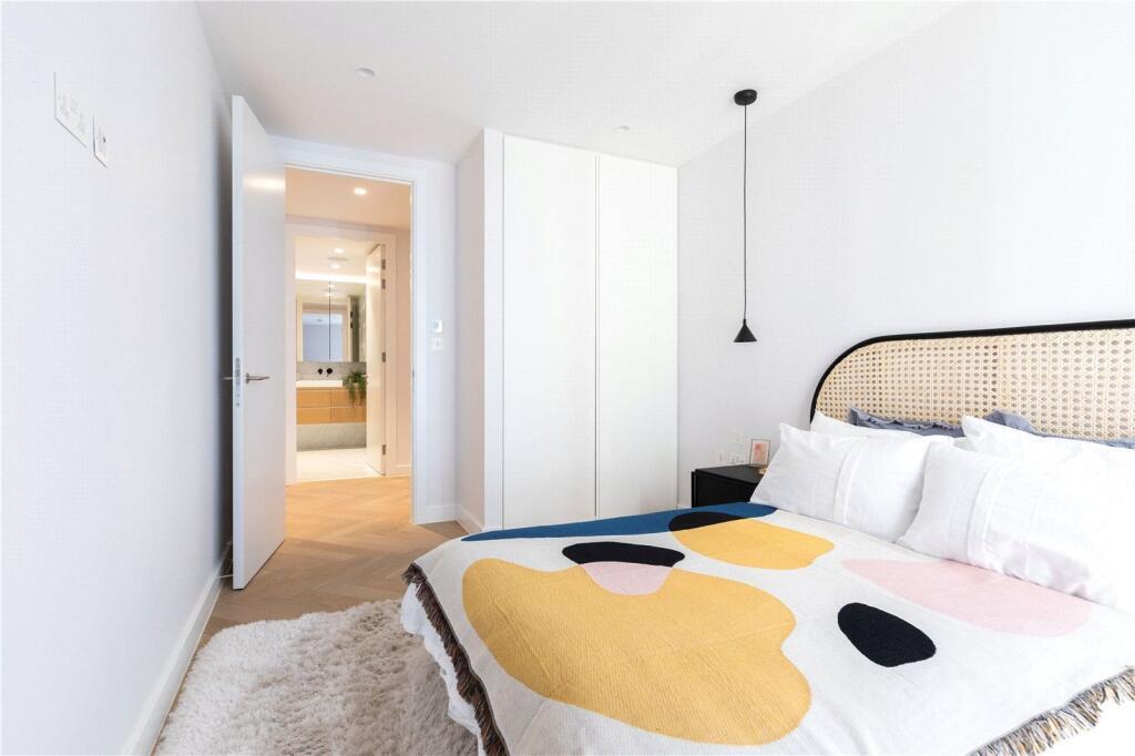 Apartment in Stockport - View 5