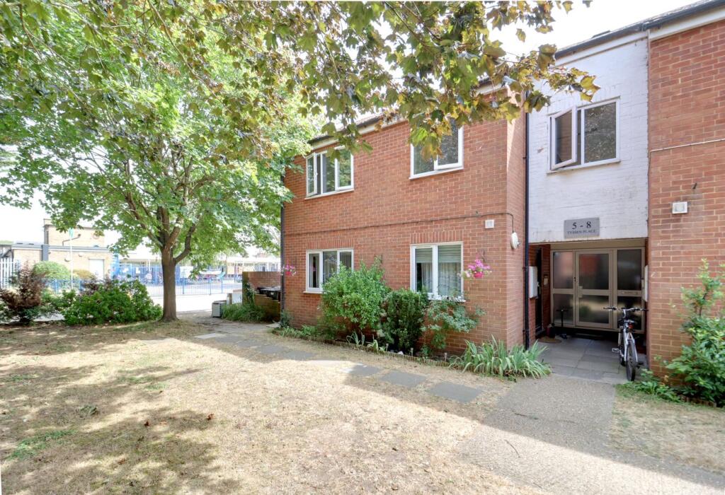 Main image of property: Tyssen Place, South Ockendon, RM15