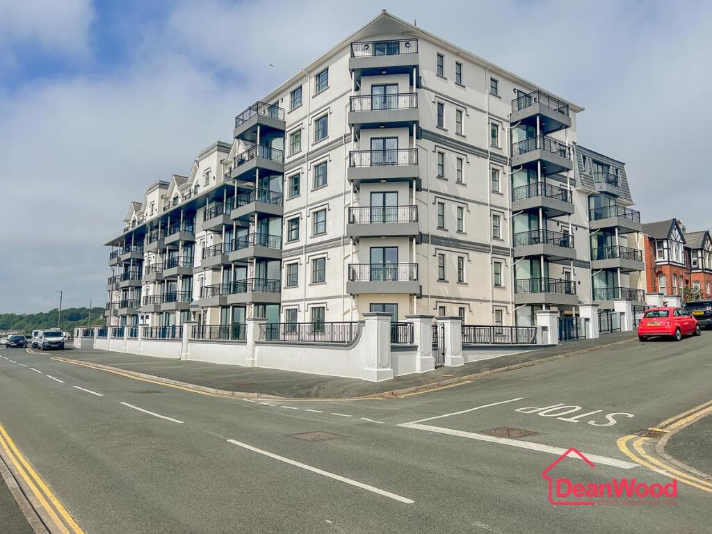 Main image of property: 32 Kensington Place, Onchan, Isle Of Man
