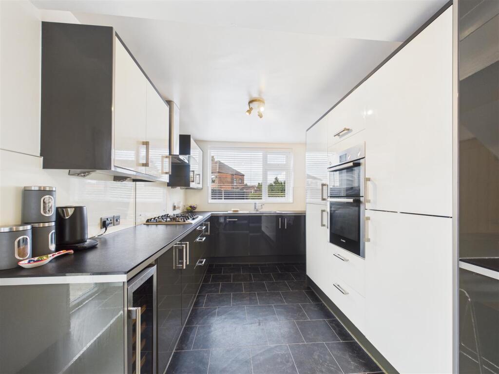House in Anlaby - View 5