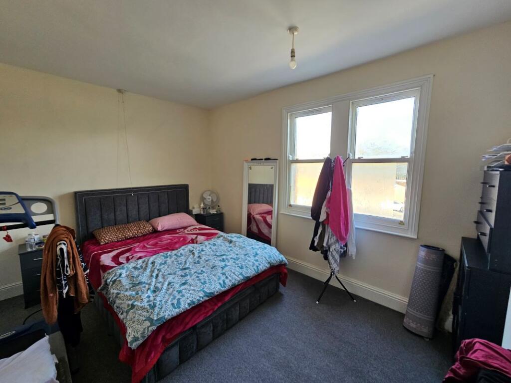 House in Sandwell, West Midlands - View 5